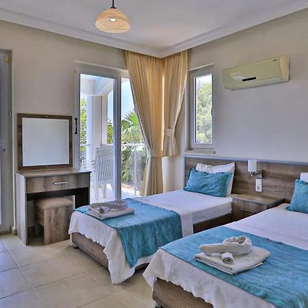 4 Bedroom With Private Pool * Fethiye