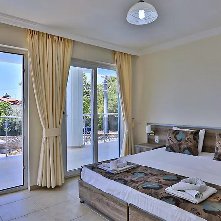 Villa Oludeniz 4 Bedroom 2184 Fethiye