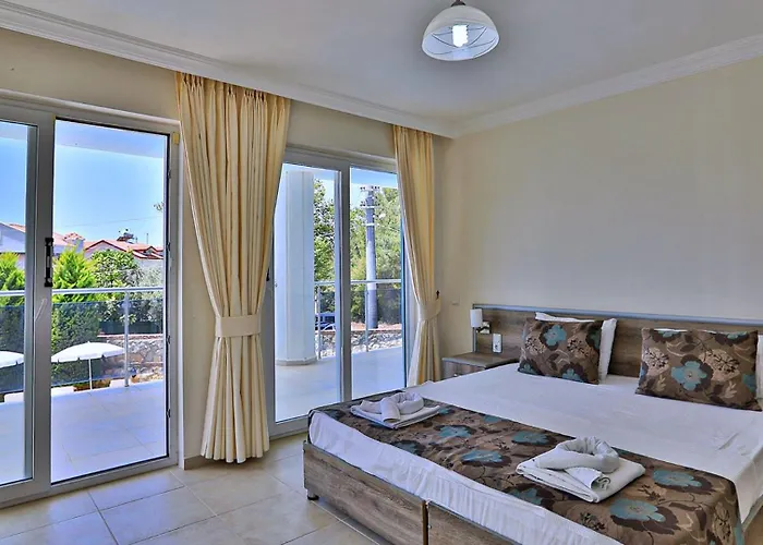 别墅 4 Bedroom With Private Pool 费特希耶