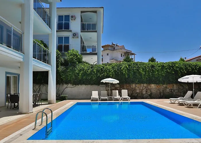 别墅 4 Bedroom With Private Pool 费特希耶