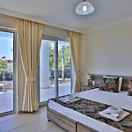 Βίλα 4 Bedroom With Private Pool Φετιγιέ