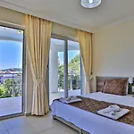 Βίλα 4 Bedroom With Private Pool Φετιγιέ