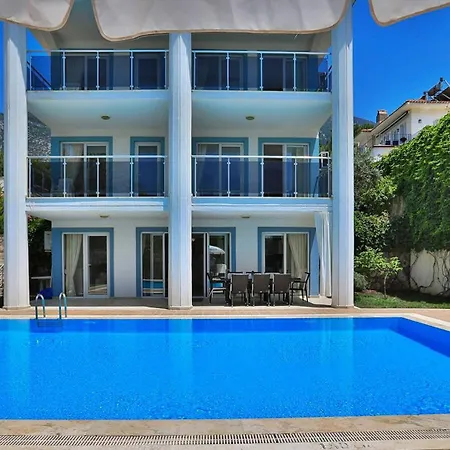 4 Bedroom With Private Pool Βίλα Φετιγιέ