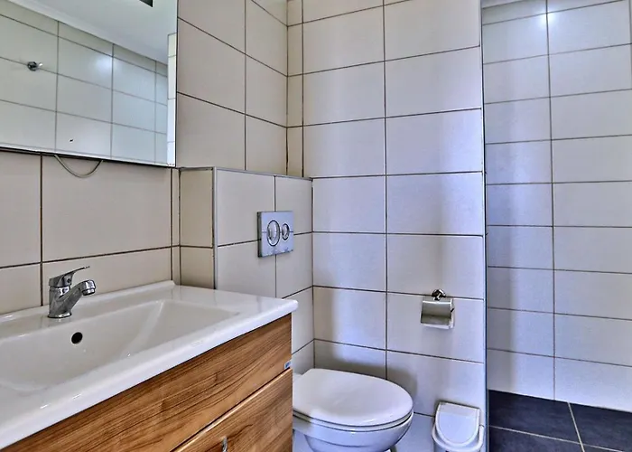 4 Bedroom With Private Pool